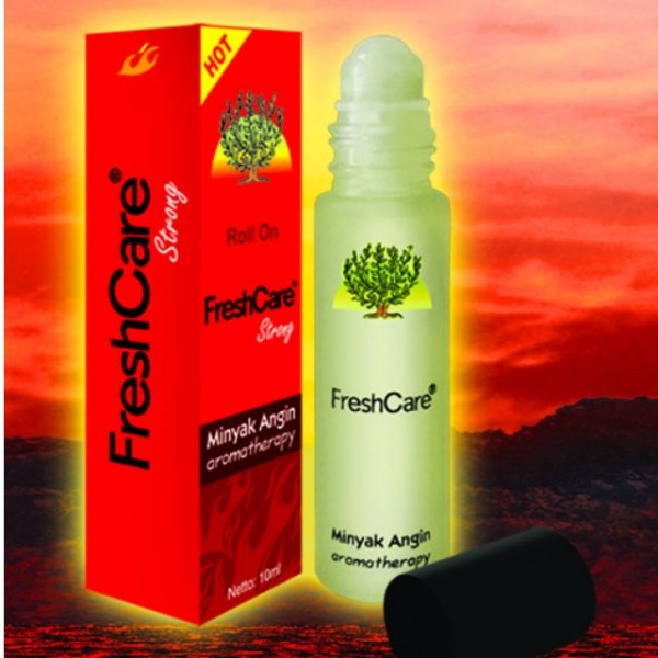 FreshCare Minyak Angin Hot Aromaterapi Roll On